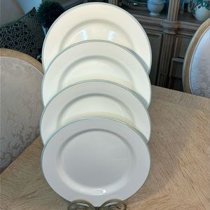 Hearth & Hand With Magnolia Porcelain Enamelware (4)